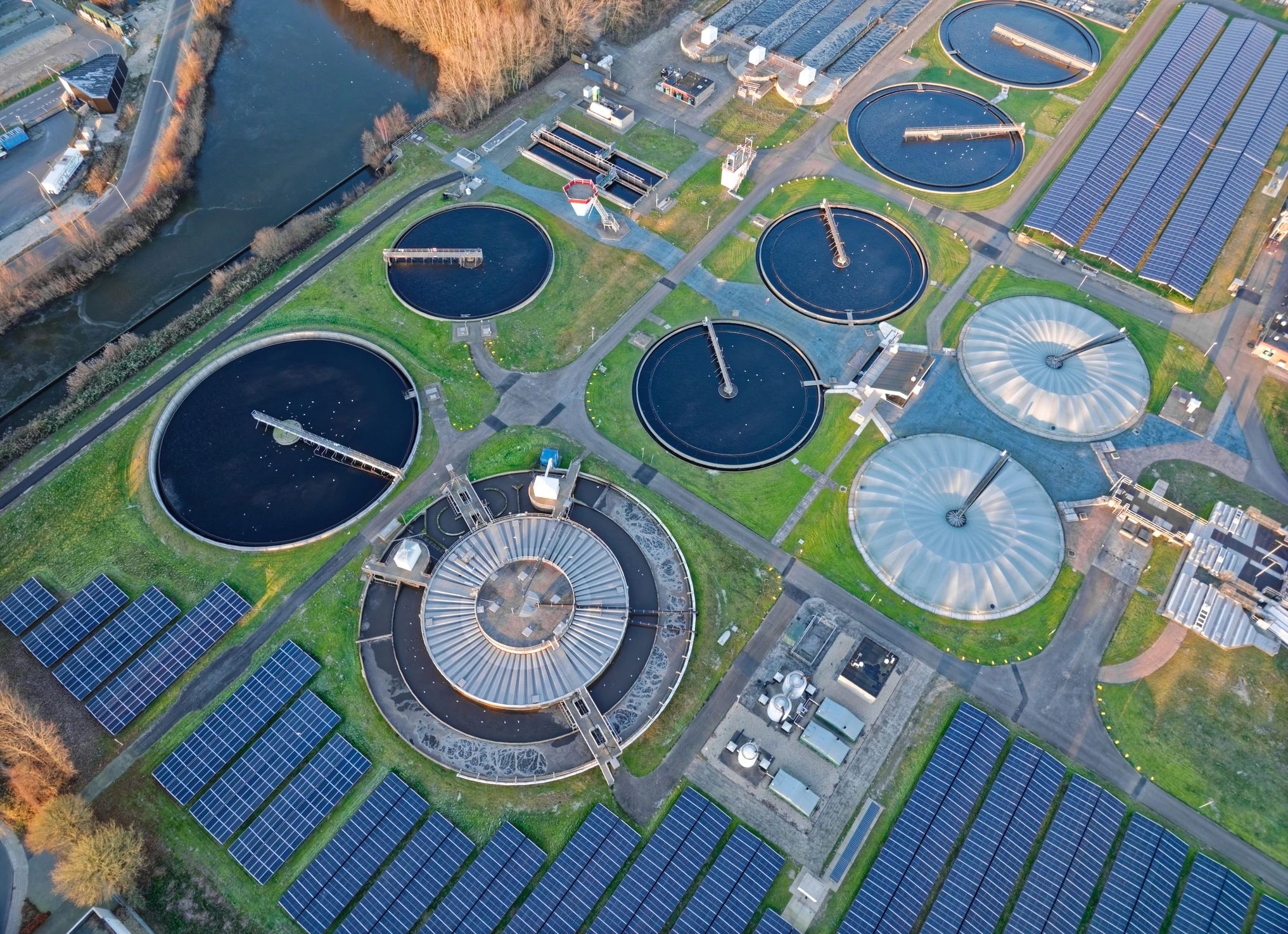 Water treatment plant infrastructure from above